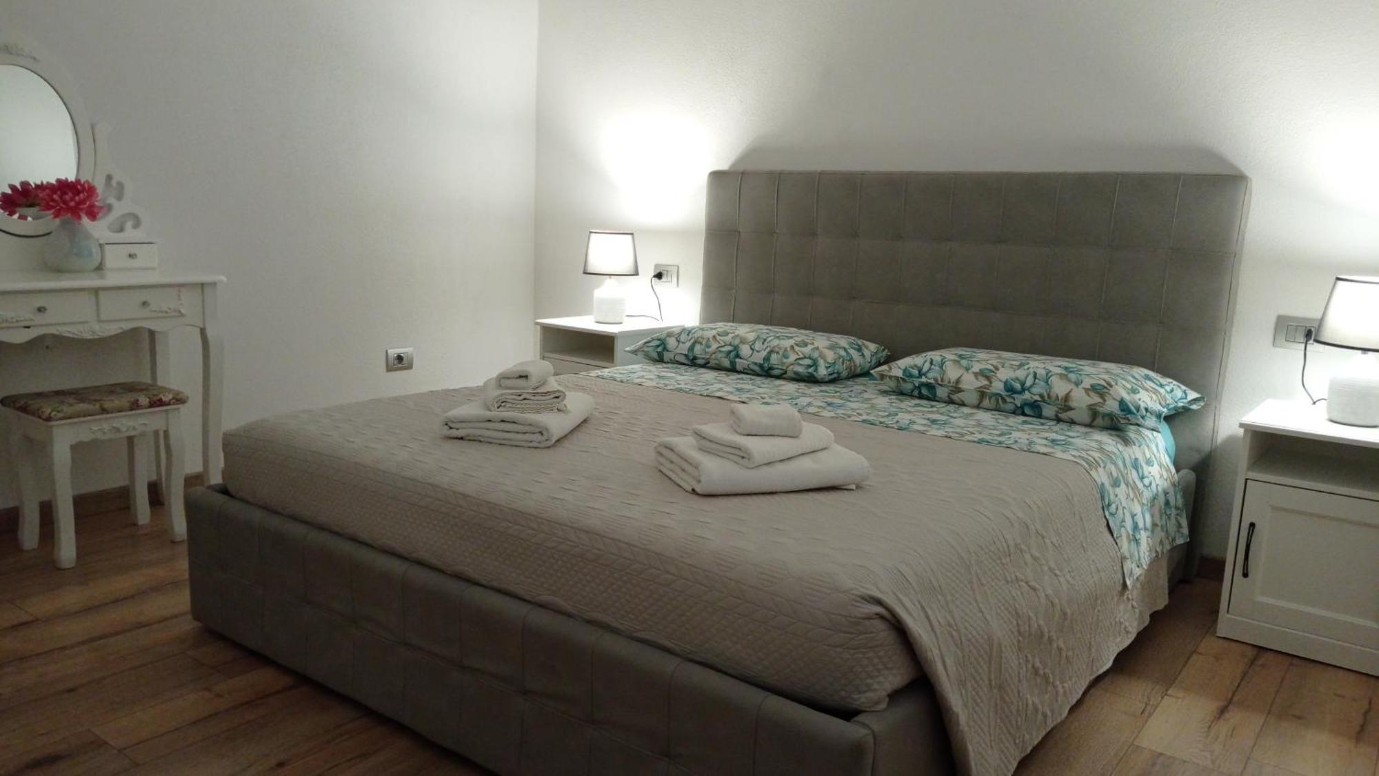 Casa Mirta Apartman Mandello del Lario Kültér fotó
