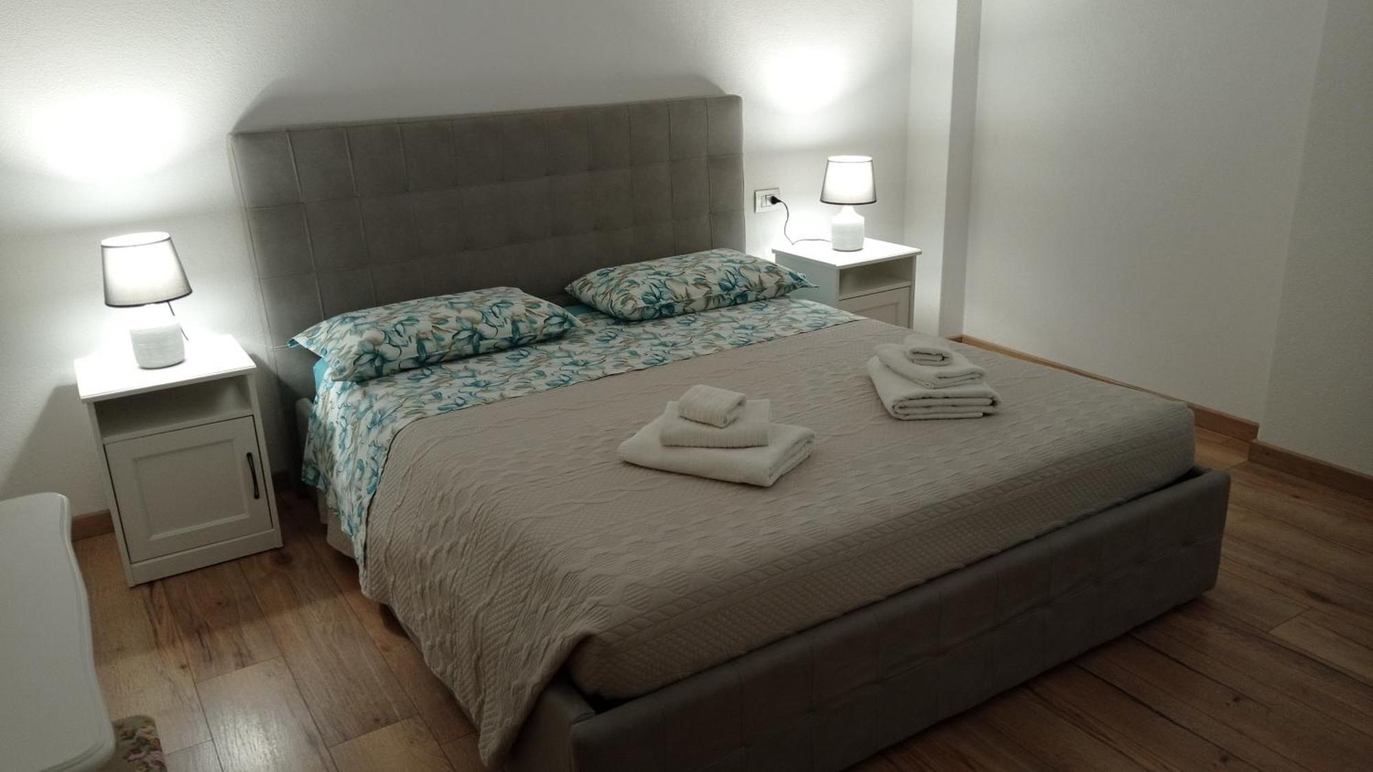 Casa Mirta Apartman Mandello del Lario Kültér fotó